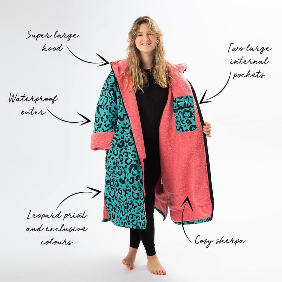Long Sleeve Change Robe - Green/Pink Leopard - Slouchy