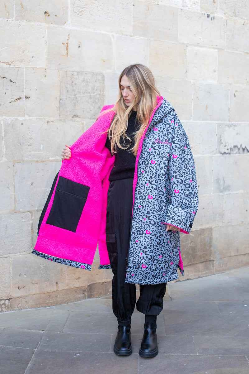 NEW!! Pro Recycled Change Robe - Grey/Pink Leopard - Slouchy
