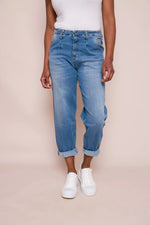 May Mom Jeans - Slouchy