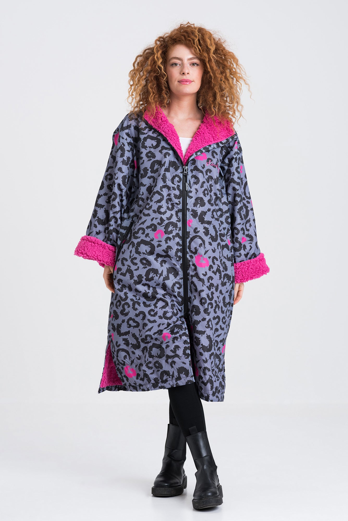 Adult Grey/Pink Leopard Change Robe - Slouchy
