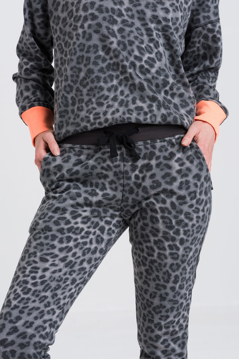 Hartnell Leopard Jogger - Slouchy