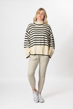 Magic Joggers - Cream - Slouchy