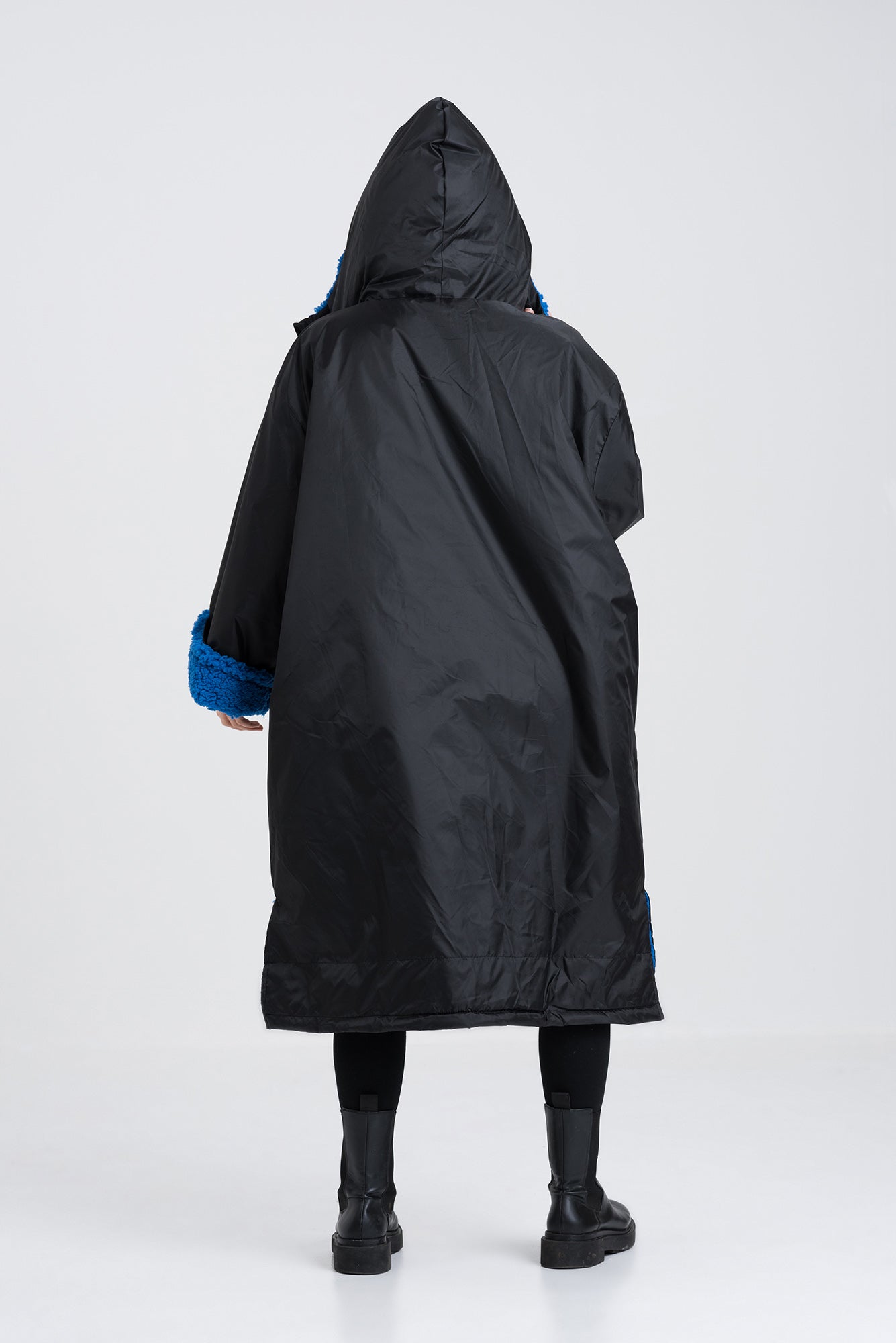 Black/Navy Change Robe - Slouchy