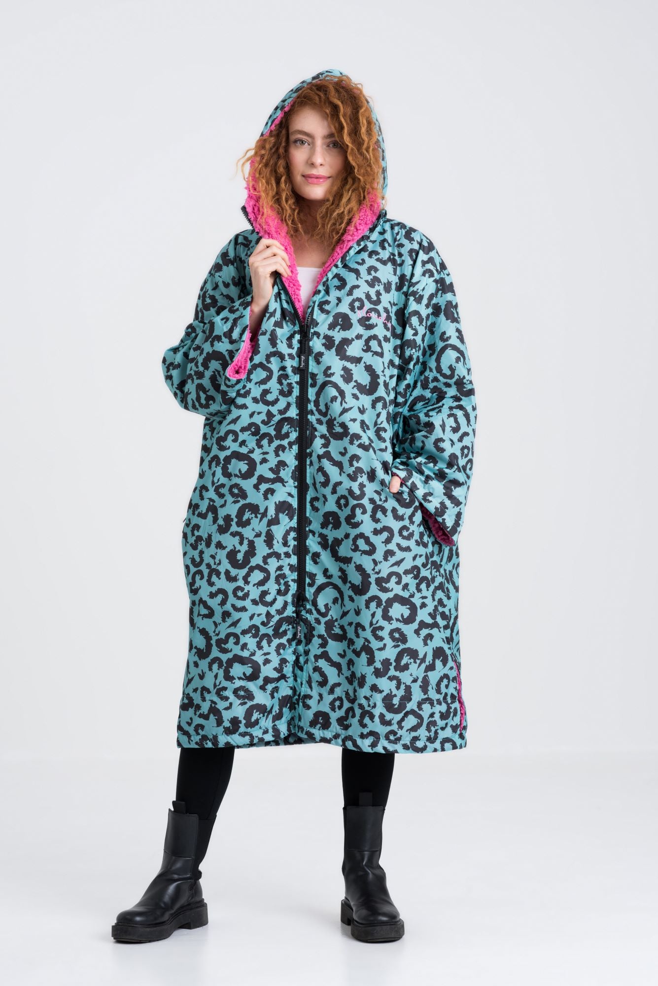 Adult Green Leopard/Pink Change Robe - Slouchy