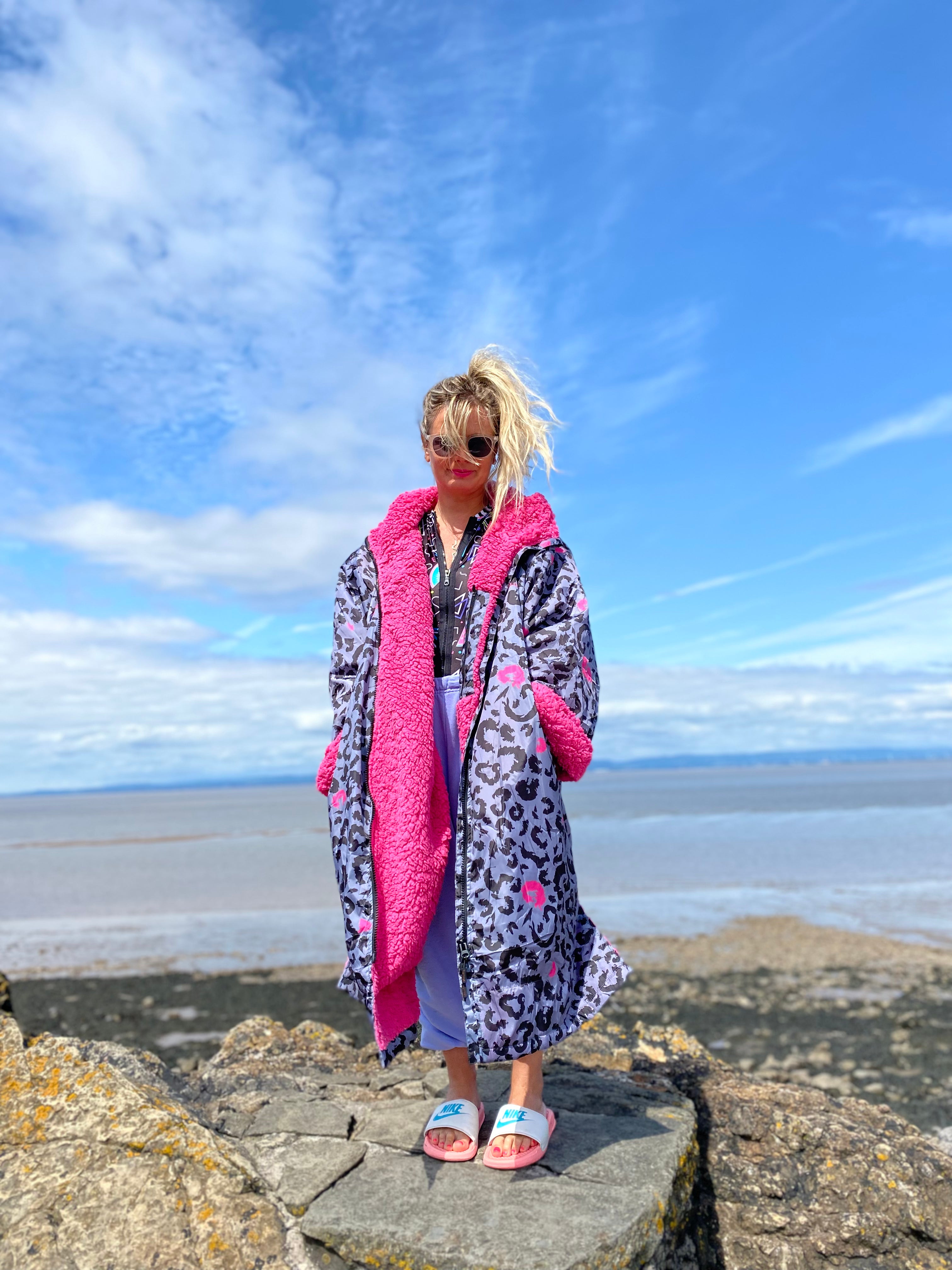 Adult Grey/Pink Leopard Change Robe - Slouchy